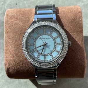 Michael Kors Women’s stainless steel watch Kerry MK3395